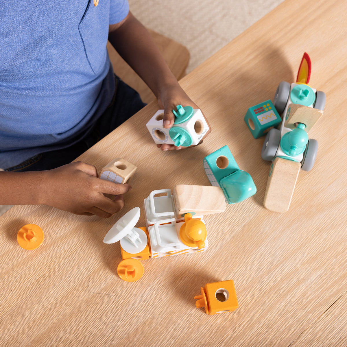 Melissa and Doug Blockables Space Play Set
