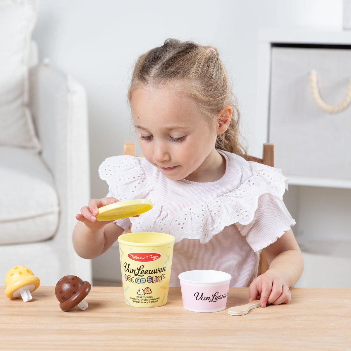 Melissa and Doug Melissa Doug x Van Leeuwen Scoop Pack
