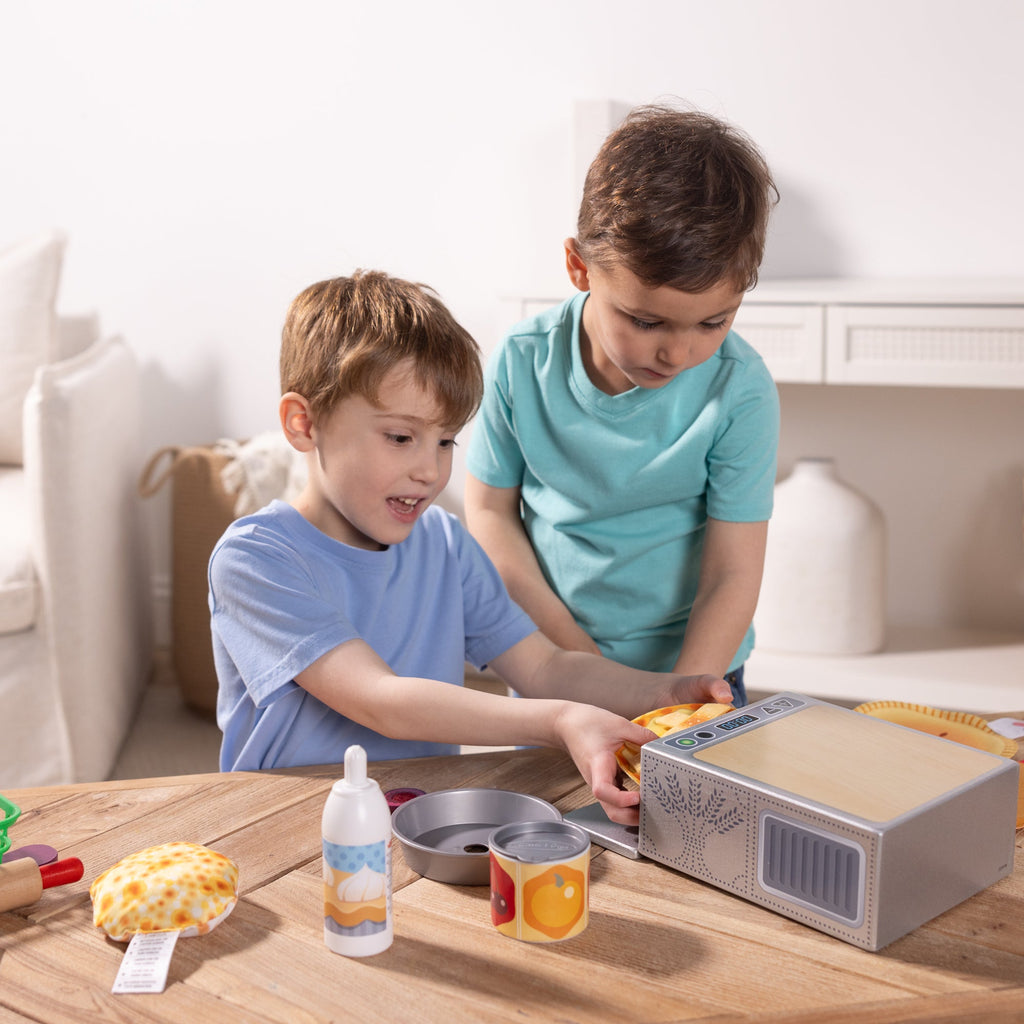 Melissa and Doug Make Bake Pies Play Set