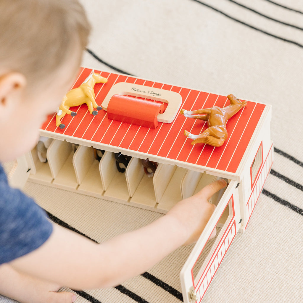 Melissa and Doug Take-Along Show-Horse Stable
