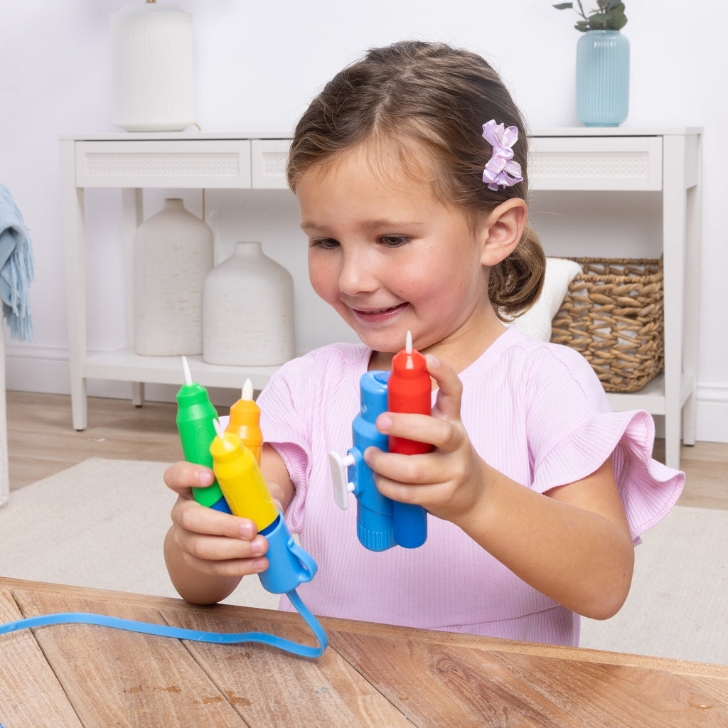 Melissa and Doug Water WOW Pen Pack 4 Water Pens Sprayer Tether Cap