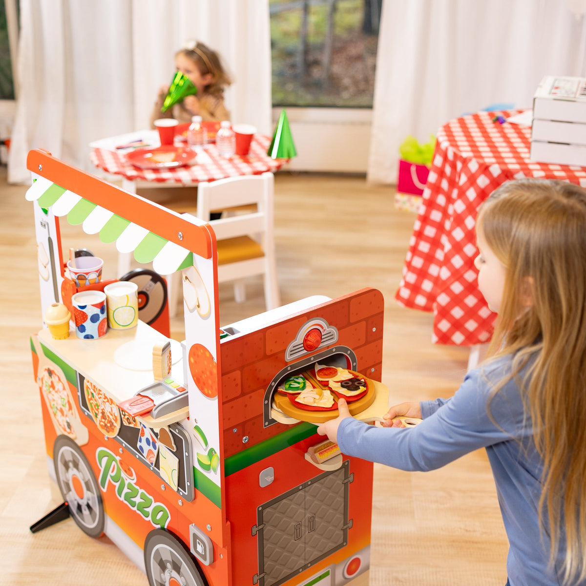 Melissa and Doug Wooden Pizza Food Truck Activity Center