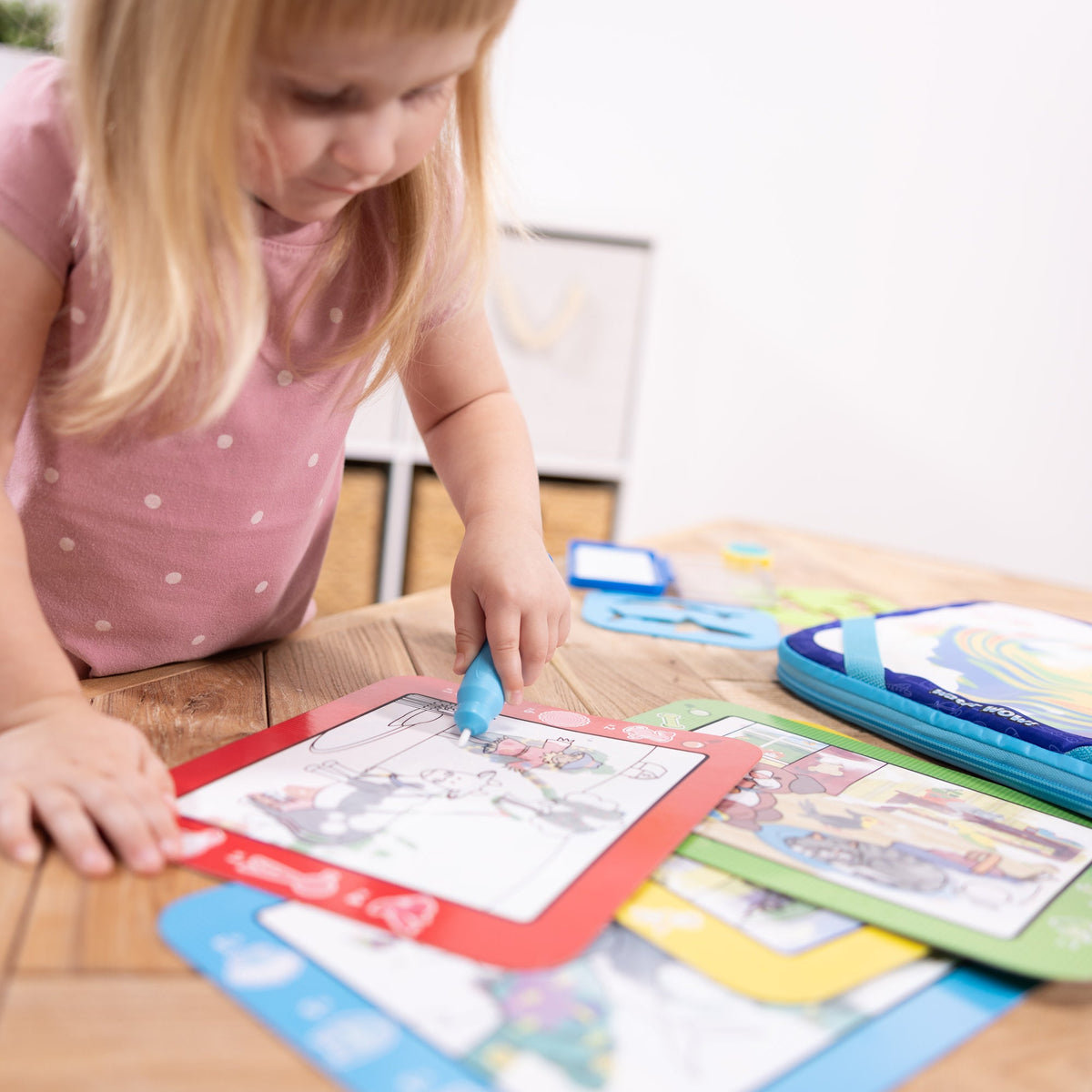 Melissa and Doug Water WOW Multi-Activity Gift Bundle