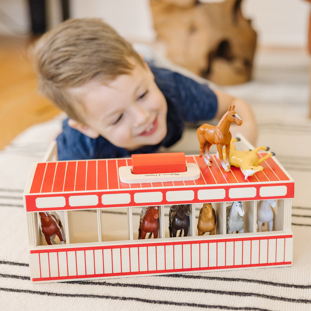 Melissa and Doug Take-Along Show-Horse Stable