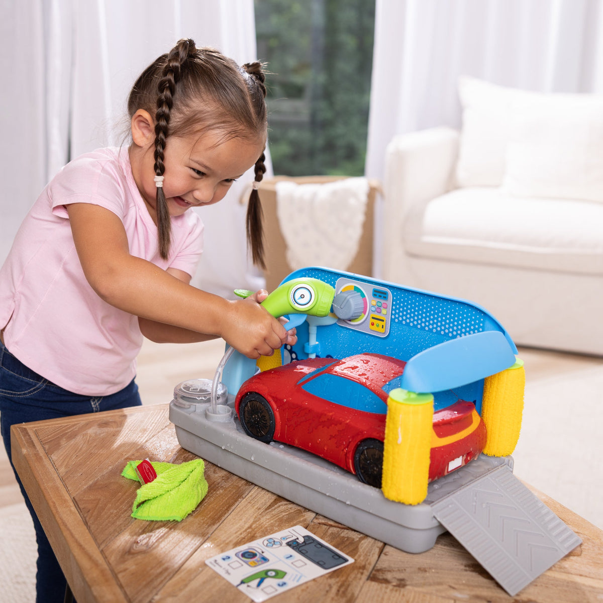 Melissa and Doug Spray Shine Car Wash Play Set