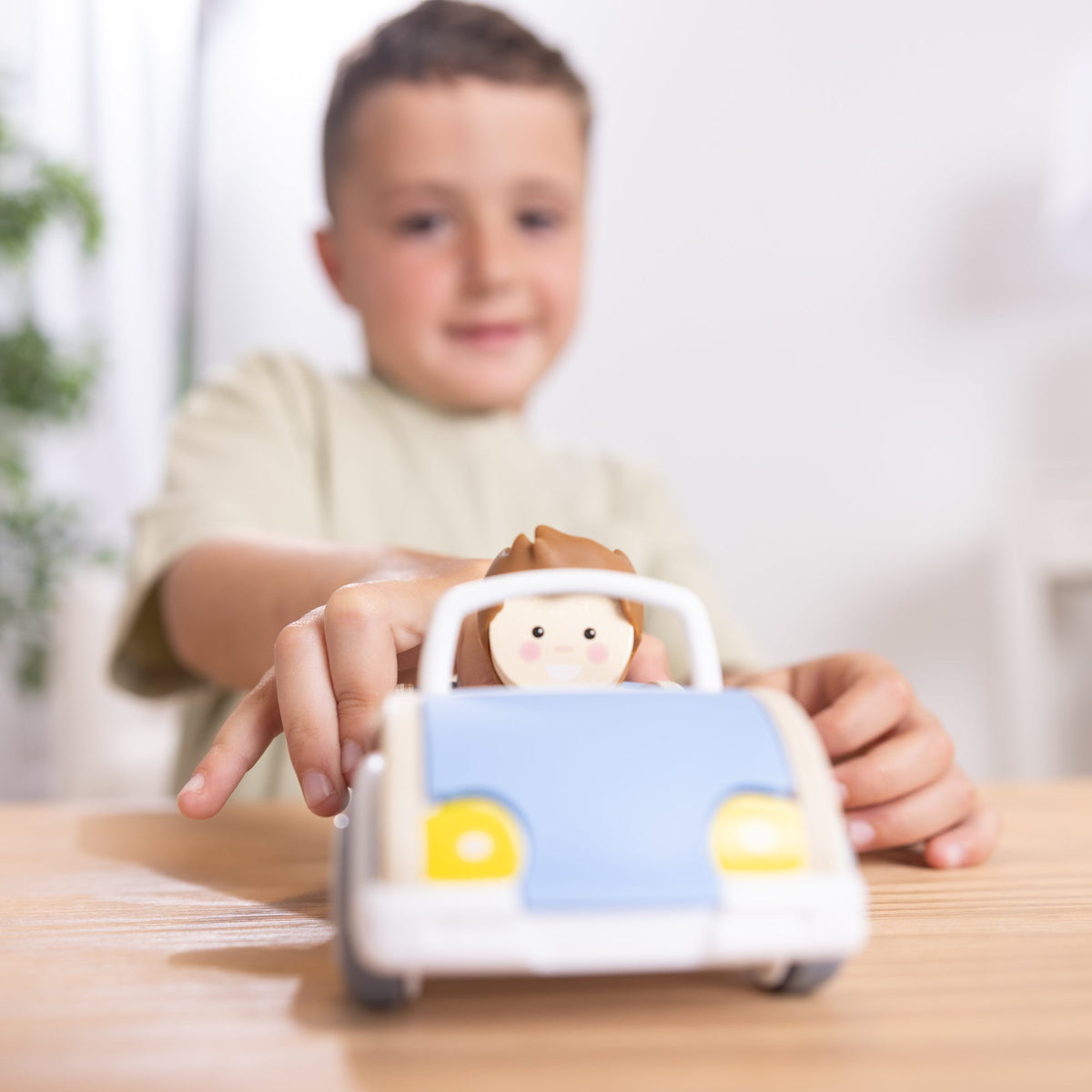 Melissa and Doug Cheery LaneTM Vehicle Boy