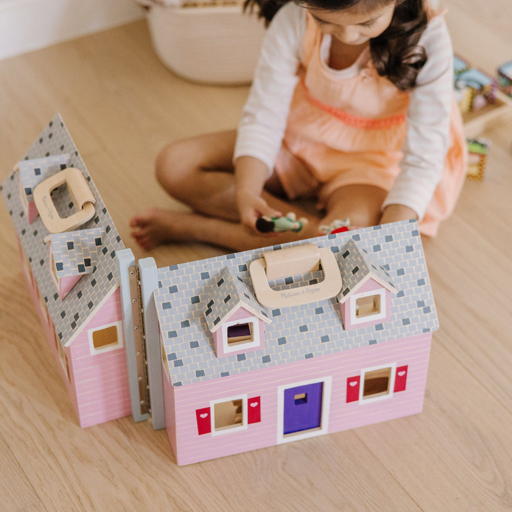 Melissa and Doug Wooden Fold Go Dollhouse