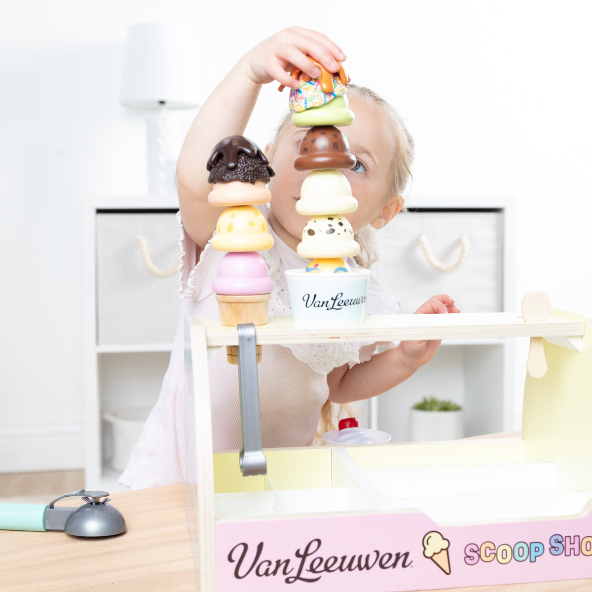 Melissa and Doug Melissa Doug x Van Leeuwen Wooden Ice Cream Counter