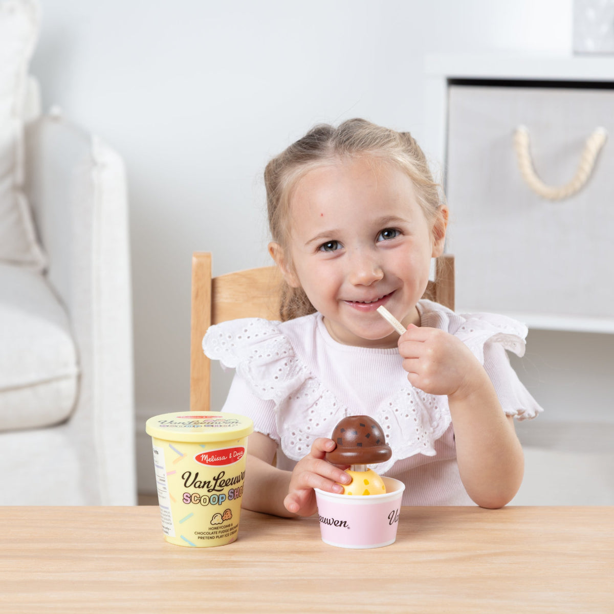 Melissa and Doug Melissa Doug x Van Leeuwen Scoop Pack