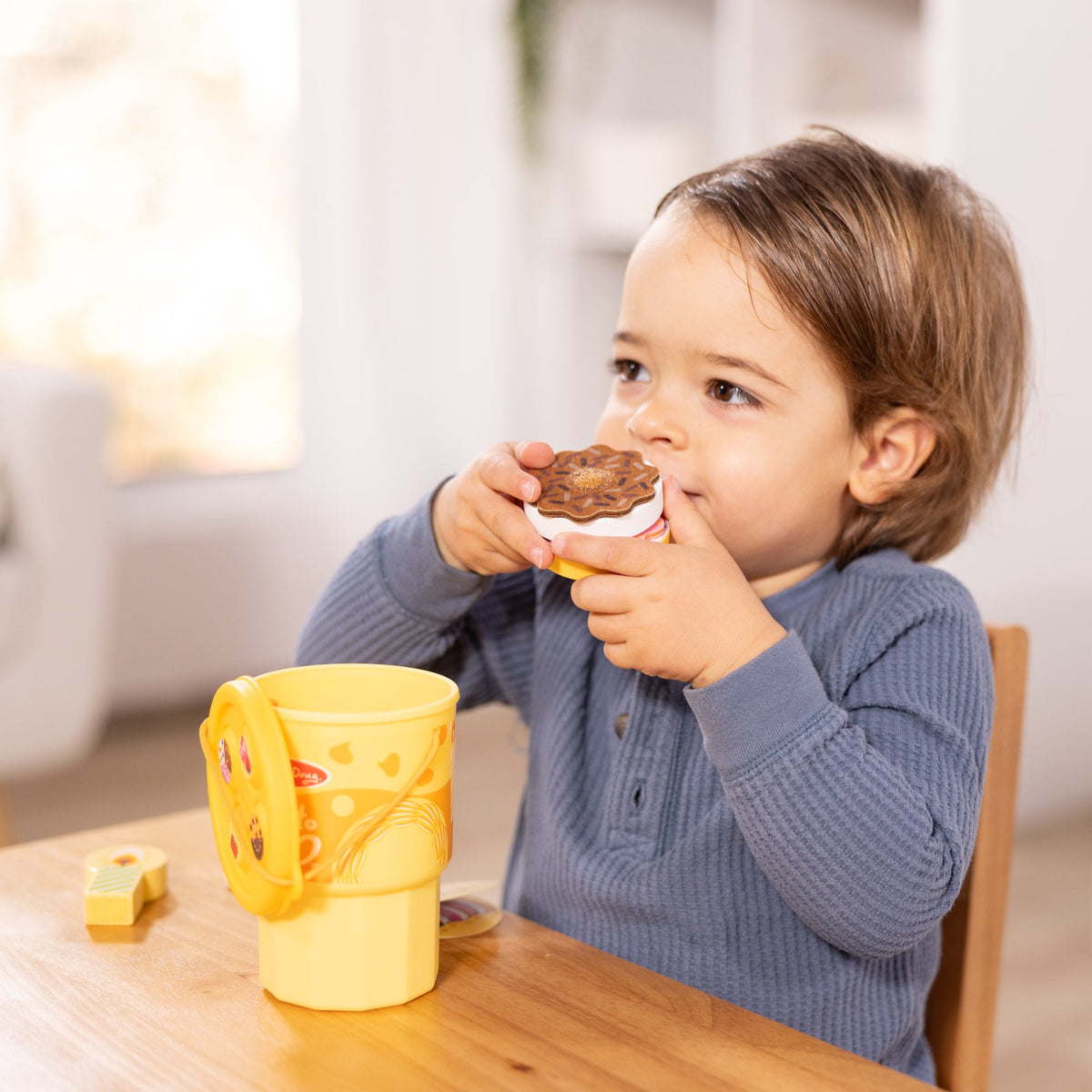 Melissa and Doug Play to Go Cake Cookies Play Set